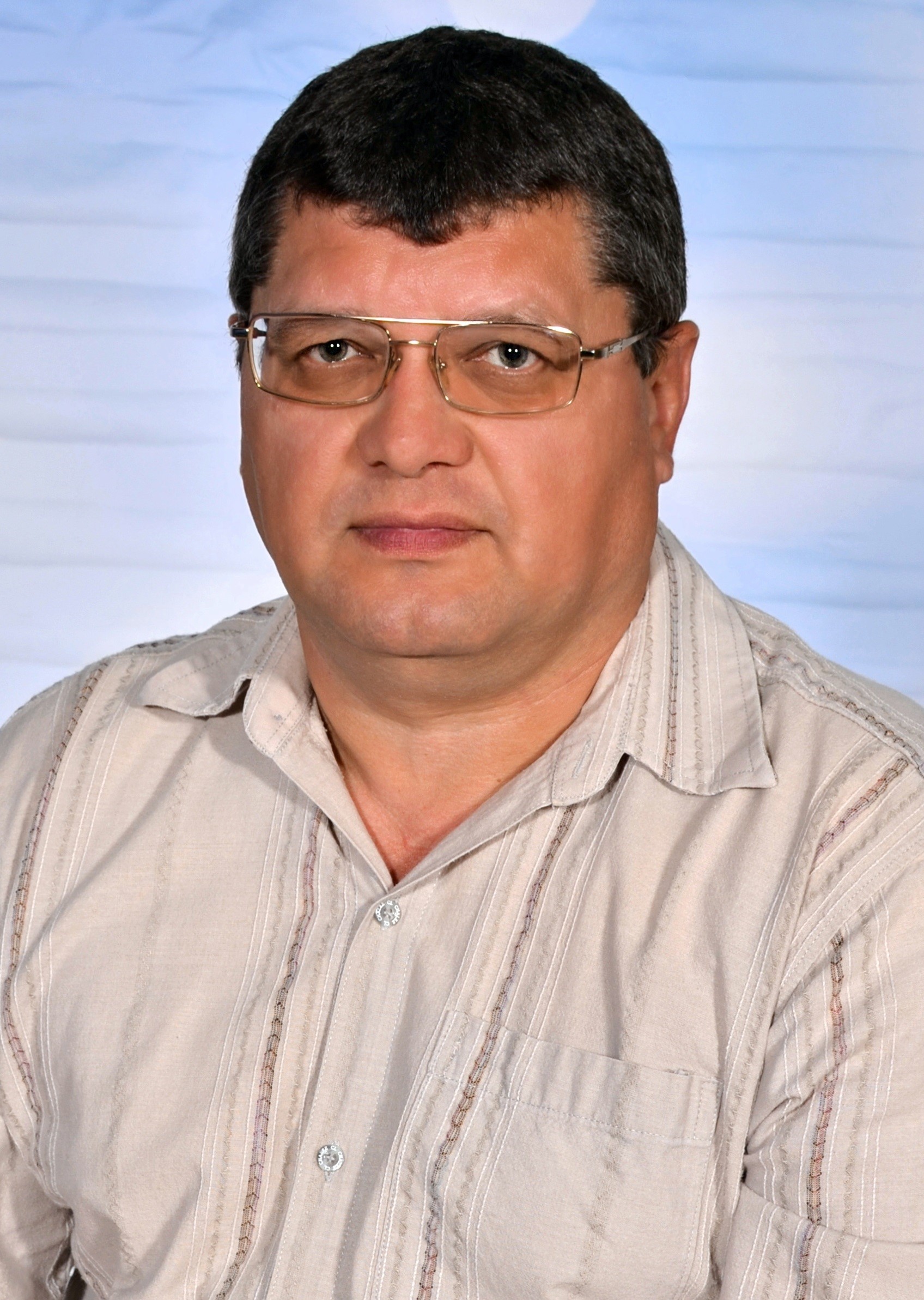 Попов Александр Егорович.